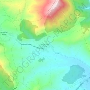 Carte topographique Tombrío de Abajo, altitude, relief
